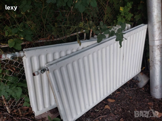 Продавам радиатори за отопление (парно):
