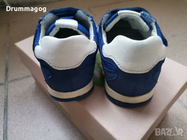 Маратонки естествена кожа , снимка 2 - Детски маратонки - 40255591