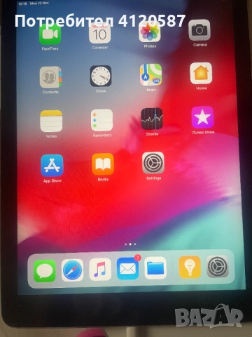 iPad Air (WiFi) / 128GB / ME898LL/A