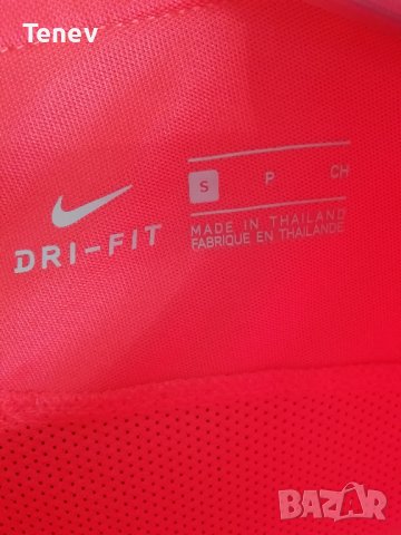 Barcelona Nike оригинална тениска фланелка Барселона размер S, снимка 4 - Тениски - 37225005