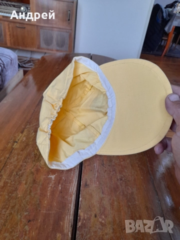 Стара шапка Асамблея Знаме на Мира, снимка 4 - Други ценни предмети - 52110872