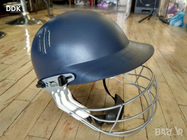 Каска/шлем за крикет