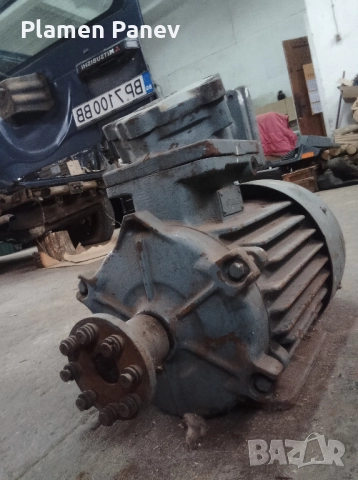 Продавам двигаел ел.11кв., снимка 2 - Електродвигатели - 52589980