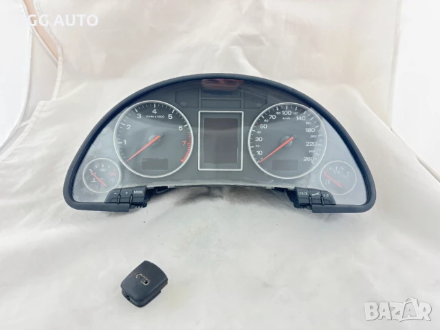 Табло / километраж Audi A4 - 0263626139 D, 8E0920930Sx, 8E0 920 930 Sx, 1 036 901 830, 1036901830