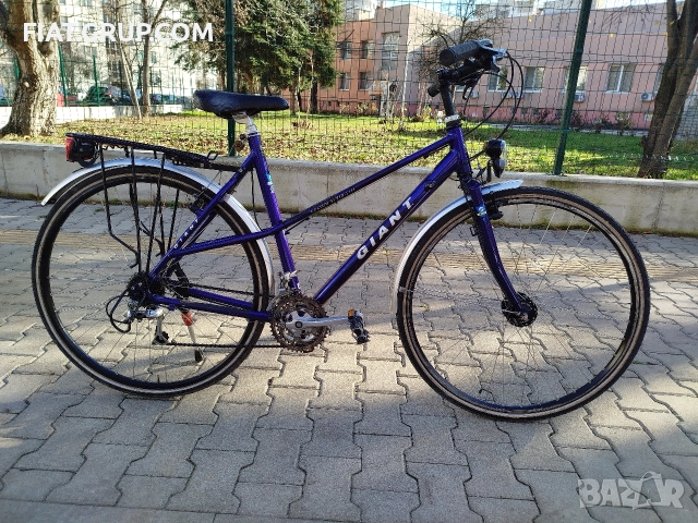 **Градски Алуминиев Giant Custom 28цола 21Скорости ТОП СЪСТОЯНИЕ 12кг**