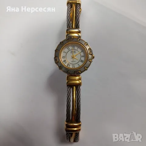 Дизайнерски дамски часовник , снимка 2 - Дамски - 56413999