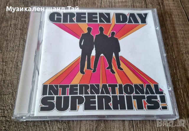 Компакт Дискове - Рок Метъл: Green Day - International Superhits