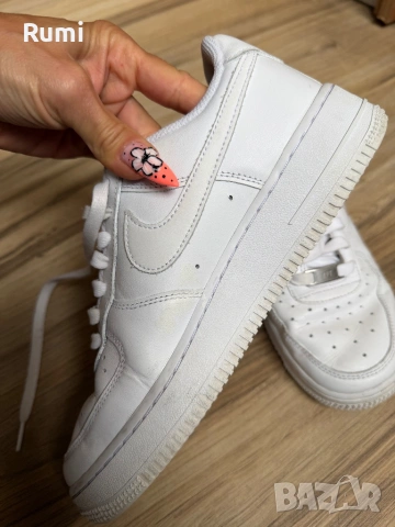 Оригинални бели кецове Nike Air Force 1 ! 39 н, снимка 3 - Кецове - 53571665
