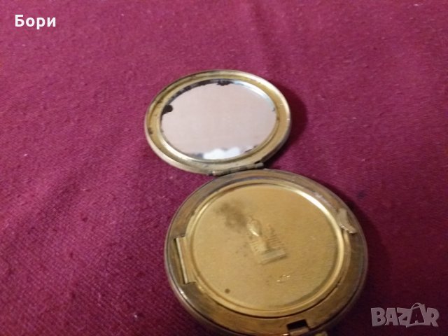 Стара пудриера с огледало, снимка 2 - Други ценни предмети - 34521783