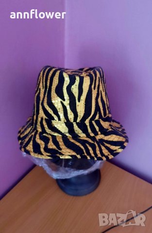 Тигрова шапка с паиети, снимка 1 - Шапки - 34042278