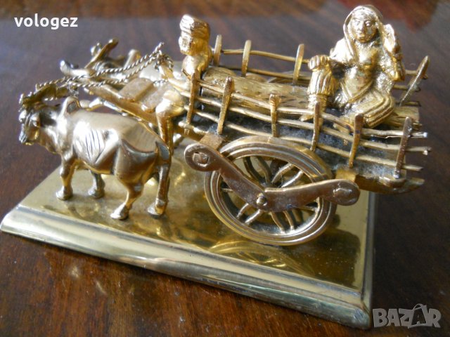 Старинна бронзова статуетка