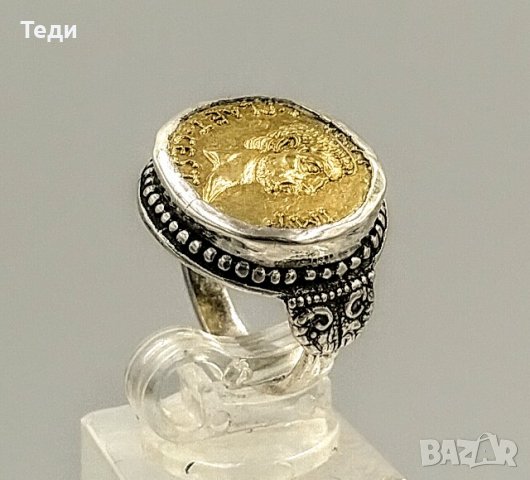 Сребърен пръстен с позлатена реплика на монета на Брут с камите, снимка 3 - Пръстени - 36811851
