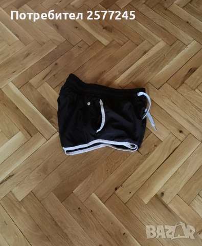 Оригинални дамски спортни къси гащи Puma и Adidas размер M-L , снимка 2 - Спортни екипи - 50737385