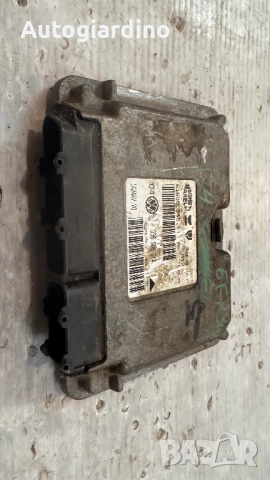 Компютър за двигател / ECU / Моторен компютър за VW Golf - 61600.346.11 /  036906014