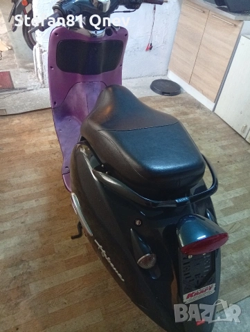 скутер Априлия 50 кубика , снимка 3 - Мотоциклети и мототехника - 53970587