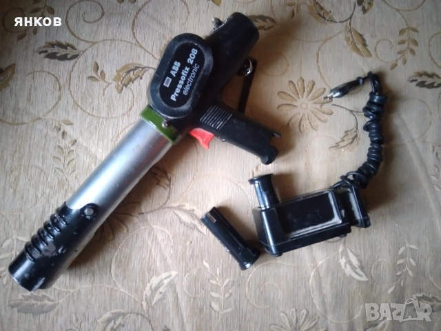 Предлагам ел.пистолет за полагане на силикон., снимка 4 - Други инструменти - 52838708