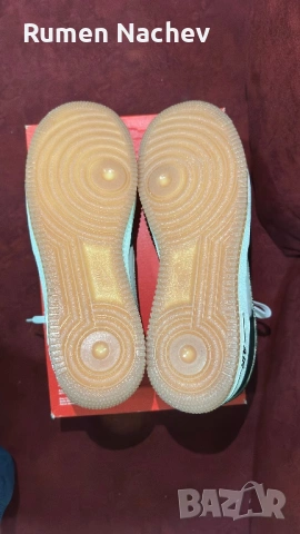 Оригинални Nike Air Force 1 Low‘07 Lv8 (44,5), снимка 4 - Маратонки - 53939133