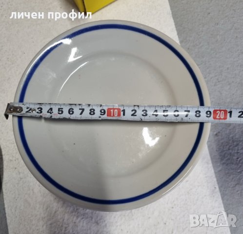Чисто Нови Порцеланови Чинии, снимка 1