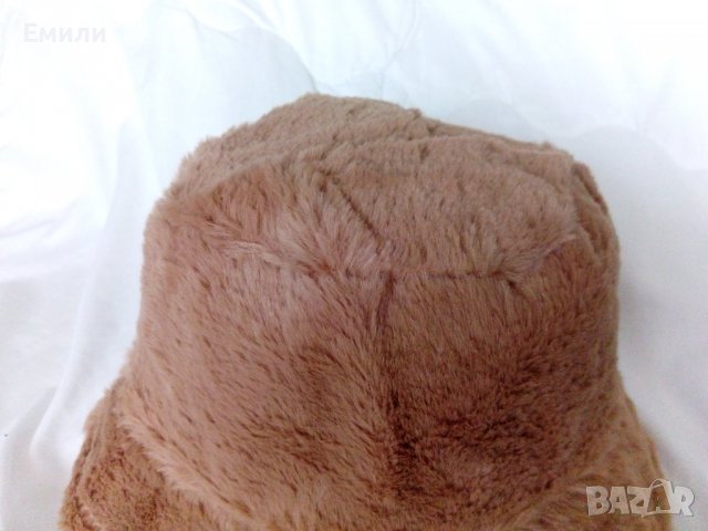 Дамска плюшена шапка идиотка в кафяв цвят, снимка 3 - Шапки - 39081049