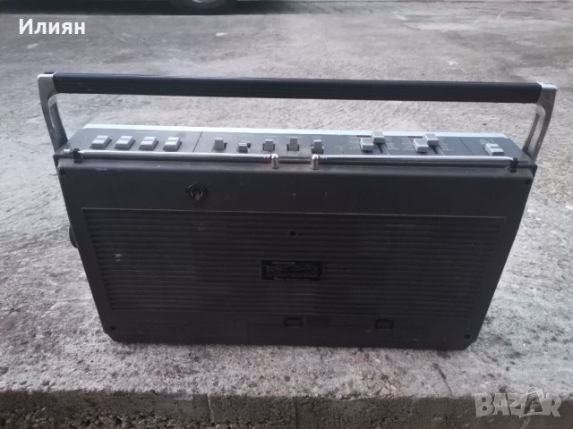 Радиокасетофон , снимка 5 - Радиокасетофони, транзистори - 39723572