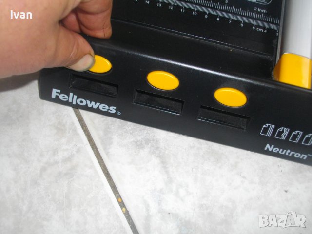 Нов Тример/Резачка За Хартия-Ролков Нож 30 мм-FELLOWES NEUTRON, снимка 4 - Други инструменти - 39833819