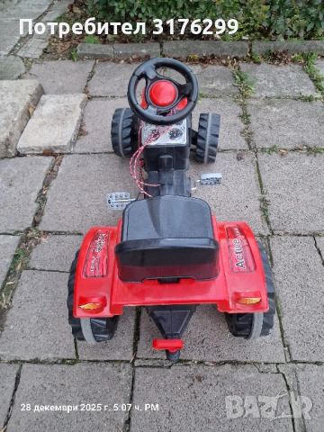 Детски трактор за каране с педали, снимка 3 - Други - 52943851