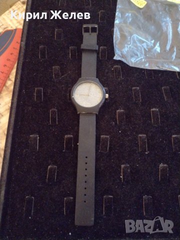 ДАМСКИ ЧАСОВНИК WATER RESISTANT 5 МНОГО КРАСИВ С МАЛКИ КРИСТАЛИ 33366, снимка 4 - Дамски - 38783581