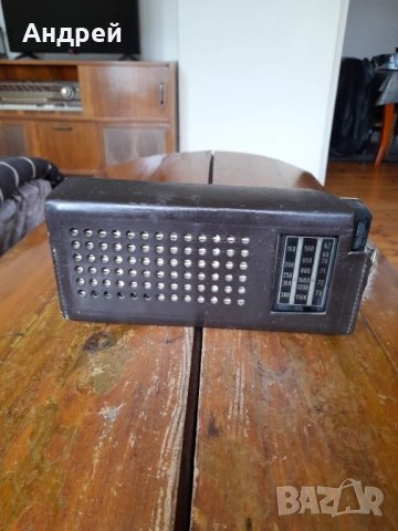 Старо радио,радиоприемник Рига,Riga 302A-2