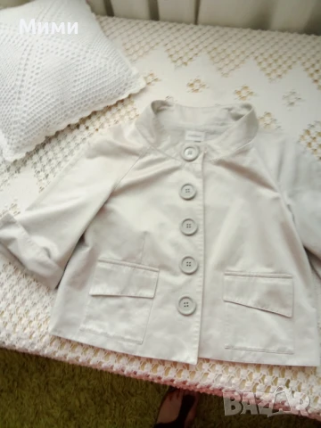 Топ и късо сако