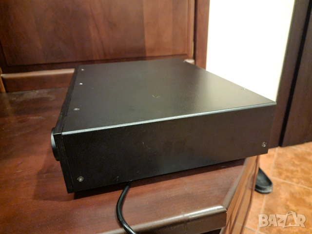 Хай енд предусилвател Harman Kardon, снимка 5 - Ресийвъри, усилватели, смесителни пултове - 54248586