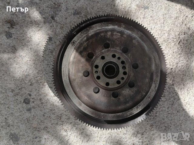 Демпфер за Мерцедес от 2.0 136 коня, снимка 2 - Части - 30206190