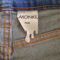 Monki къси дънкови панталони, снимка 4 - Къси панталони и бермуди - 37282466