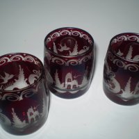 Три Стари кристални чаши червен кристал , снимка 6 - Антикварни и старинни предмети - 40039952
