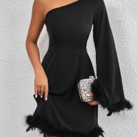 Черна рокля с естествени пера, снимка 1 - Рокли - 42892677