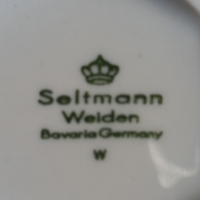 Три тройни сета немски фин костен порцелан Seltmann Weiden , снимка 3 - Чаши - 36475077