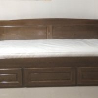 Единично легло тип канапе, чам 82*190 с 3 чекмеджета, с матрак