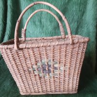 Старинна плетена кошница за интериор, снимка 1 - Антикварни и старинни предмети - 37307854