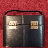 Стара козметична кожена чанта - перфектна, снимка 2 - Чанти - 32044866