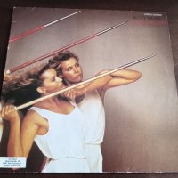 Грамофонни плочи - Поп - Рок: Roxy Music - Flesh + Blood, снимка 1 - Грамофонни плочи - 36955381