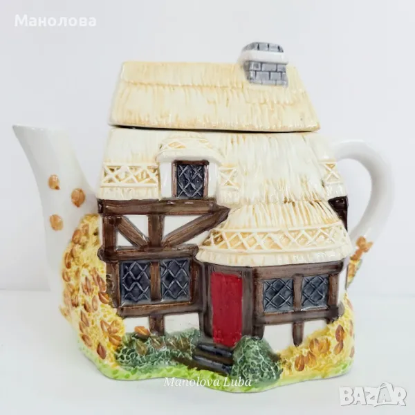 Ръчно рисуван фин керамичен чайник Annie Row, „The Village Autumn Cottage“ ., снимка 1