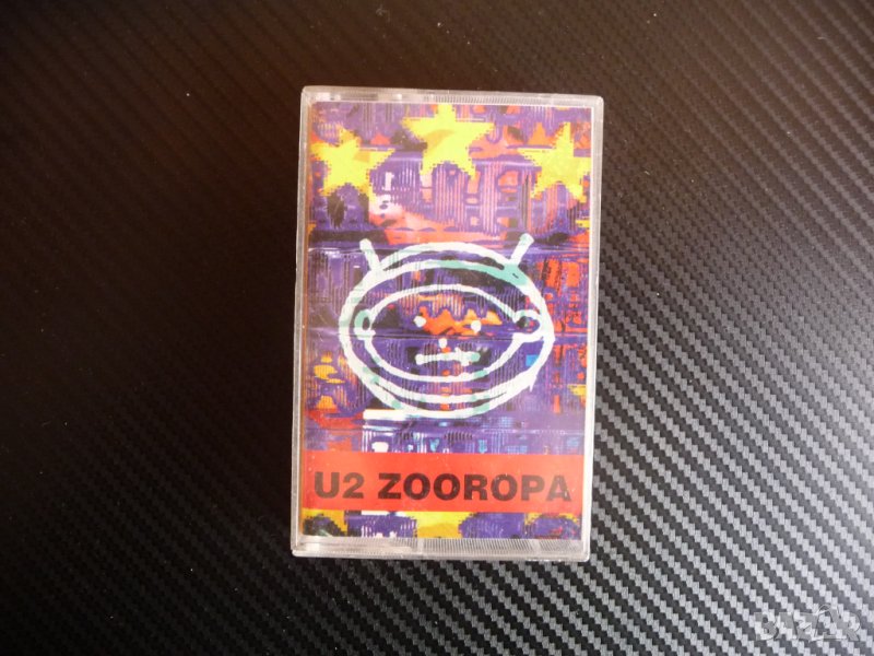 U2 Zooropa Ю2 рок албум Bono The Edge конерти хитове стадиони, снимка 1