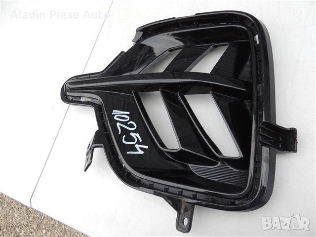 Лява решетка за проектор Kia Niro година 2019 2020 2021 код 86523-G5500 , снимка 1
