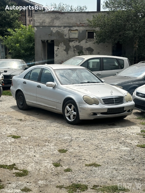 На Части! Мерцедес/Mercedes C220 w203 2003г, снимка 1