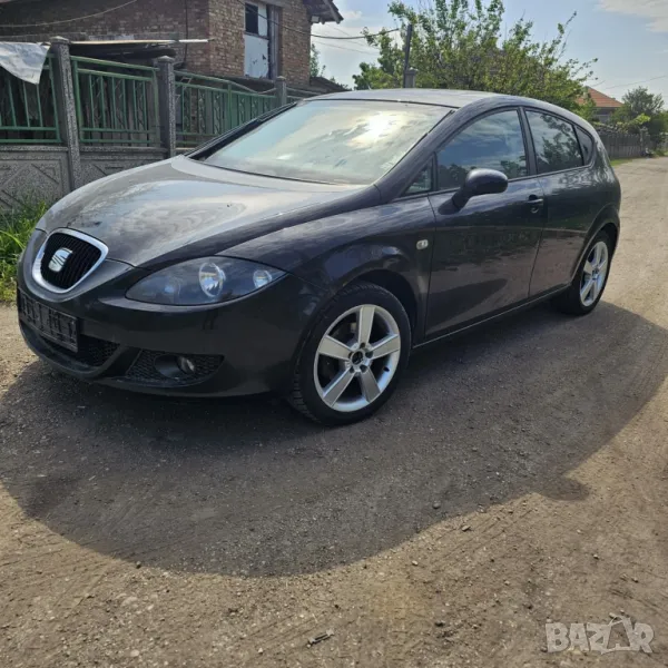 •Продавам Seat Leon 1.9 105кс BKC на ЧАСТИ Сеат леон и над 16 Голф 5ци

Имам ВСЯКАКВИ коли, снимка 1