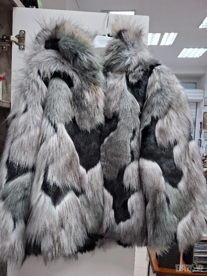 Graffio,Italy Късо модерно палто L, снимка 1