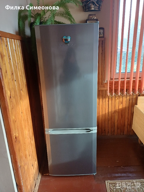Хладилник Либхер с фризер, снимка 1