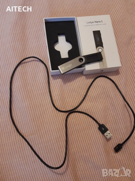 Ledger Nano S крипто портфейл , снимка 1