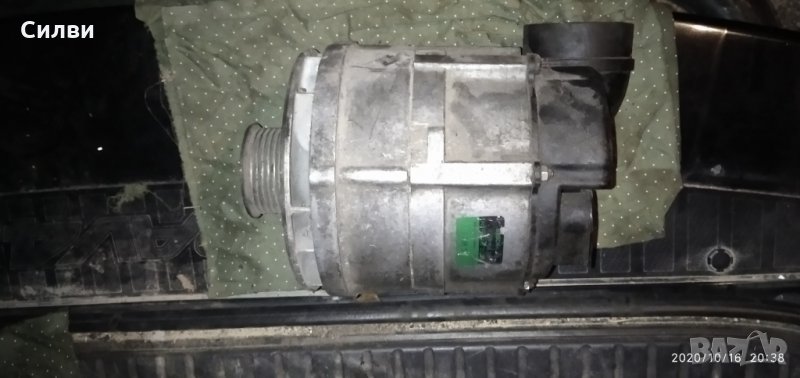 Генератор BOSCH 0 120 468 111 за БМВ е30 е36 от BMW e30 алтернатор 140 ампера 140A, снимка 1