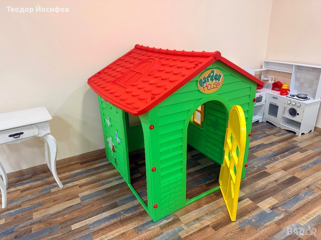 Детска пластмасова къща , снимка 1