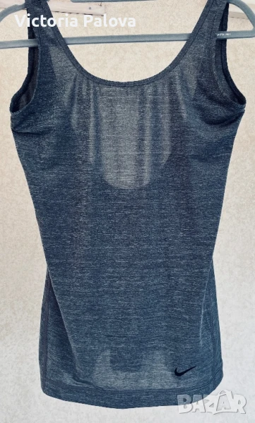Спортен потник NIKE с открит гръб оригинал, снимка 1